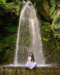 Jibhi Waterfall 